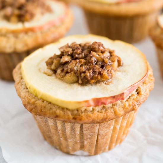 Apple Cinnamon Muffins - Recipe photo by platedcravings