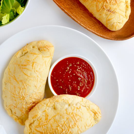 Cheesy Garlic Chicken Calzones - Recipe photo by justataste