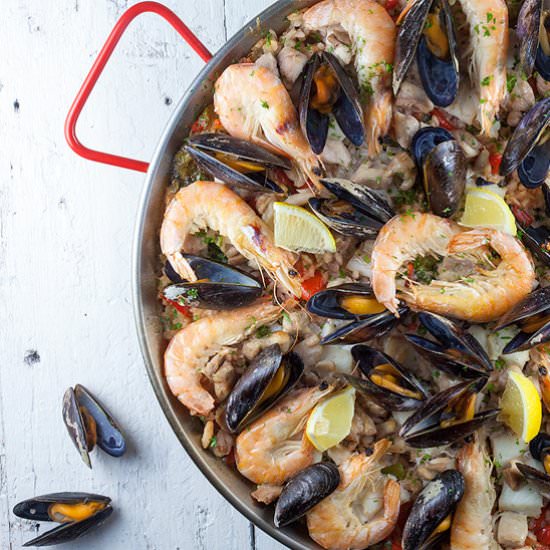 Paella - Recipe photo by ohmydish