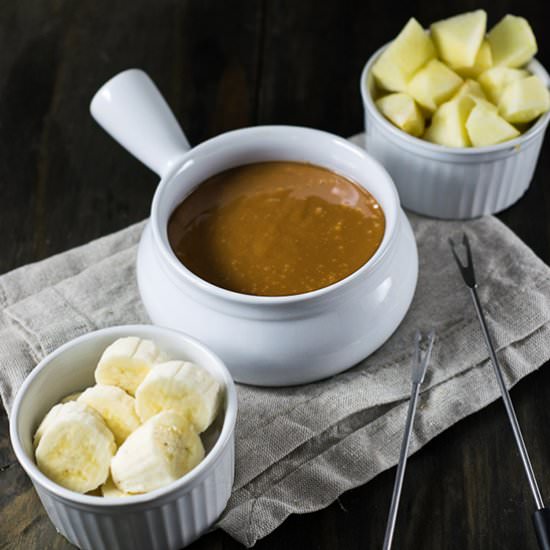 Dulce de Leche Fondue - Recipe photo by travelcooktell