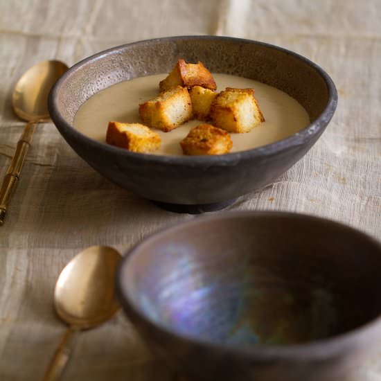 Caramelized Onion Soup - Recipe photo by SippitySup
