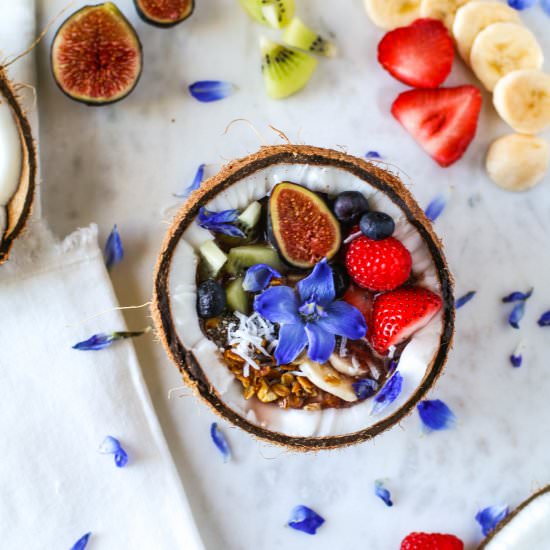 Acai Coconut Bowl - Recipe photo by findmymojyo