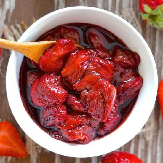 Vanilla Roasted Strawberries - Recipe photo by AVirtualVegan