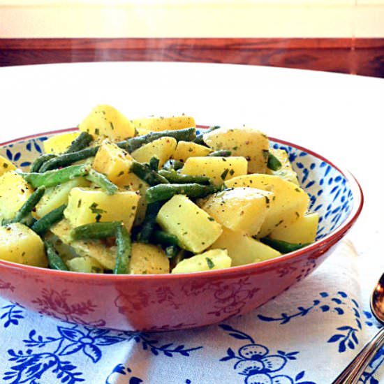 Dijon Potatoes with Green Beans - Recipe photo by Kitchengetaway