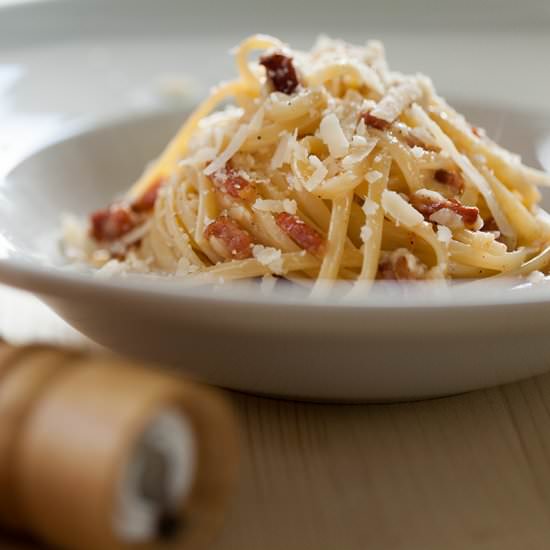 Creamy Pasta Carbonara - Recipe photo by elenianag