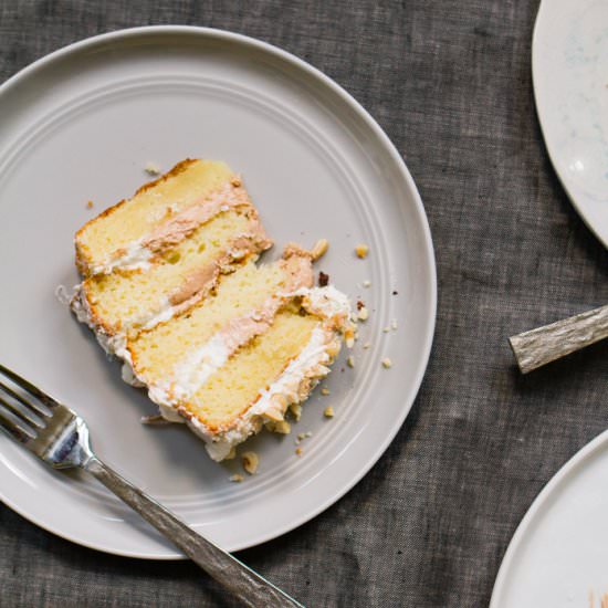 Golden Cake w/ Chocolate + Hazelnut - Recipe photo by cakeoversteak