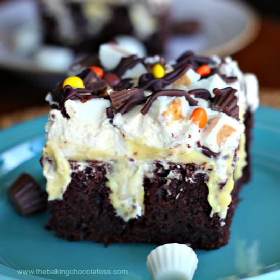 Peanut Butter Devil’s Food PokeCake - Recipe photo by thebakingchocolatess
