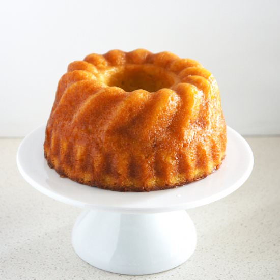 peach and cream syrup cake - Recipe photo by cakeletsanddoilies
