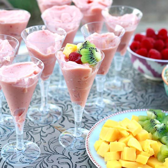 Smoothie Bar - Recipe photo by Yummy Mummy