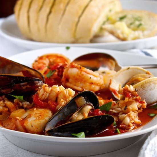 Classic Cioppino - Recipe photo by the hungry bluebird
