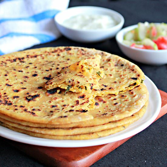 Cauliflower Parathas - Recipe photo by Aromatic Cooking
