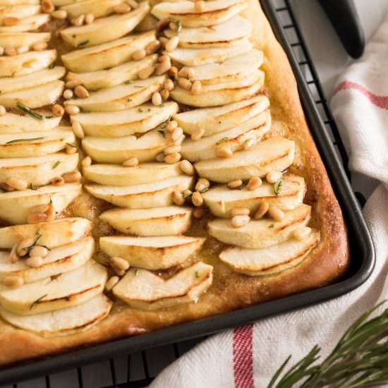 Apple Cake - Recipe photo by platedcravings