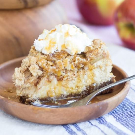 Caramel Apple Crisp Cheesecake - Recipe photo by thegoldlininggirl