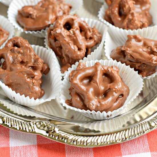 Chubby Hubby Clusters - Recipe photo by FoodFanatical