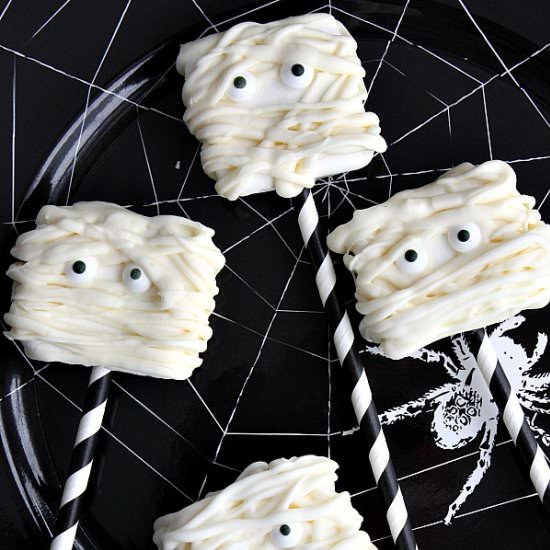 Mummy Marshmallows - Recipe photo by Home. Made. Interest.