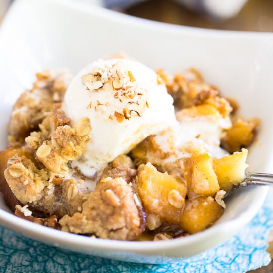 Caramelized Apple Crumble - Recipe photo by EvilTwinKitchen