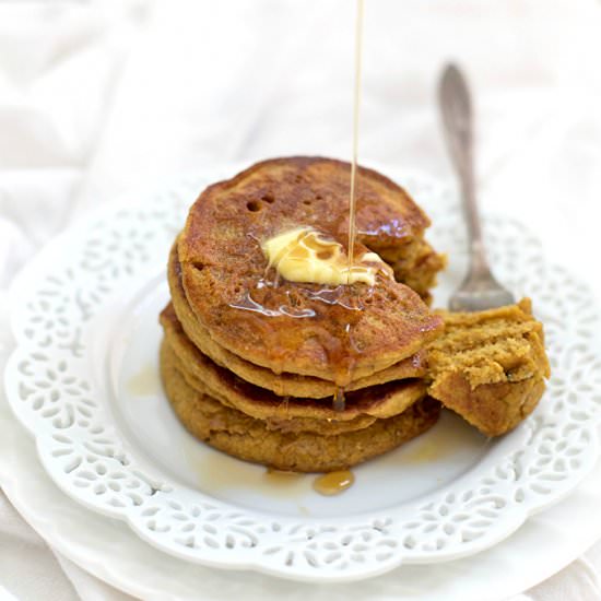 Blender Pumpkin Oatmeal Pancakes - Recipe photo by onelovelylife