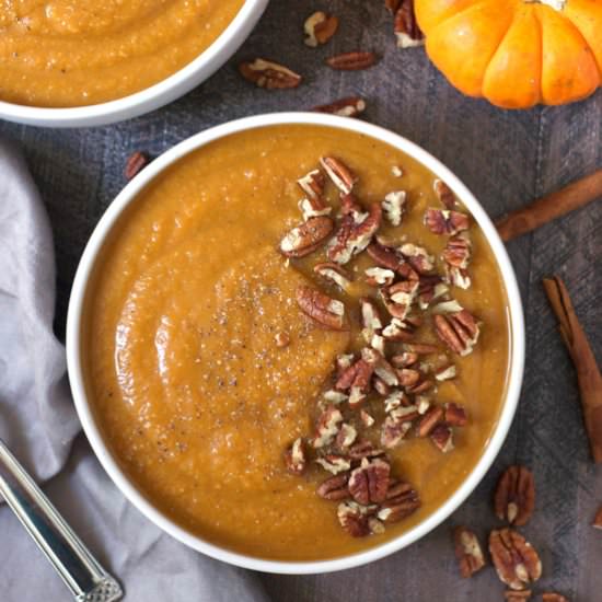 Creamy Vegan Pumpkin Soup - Recipe photo by turniptheoven