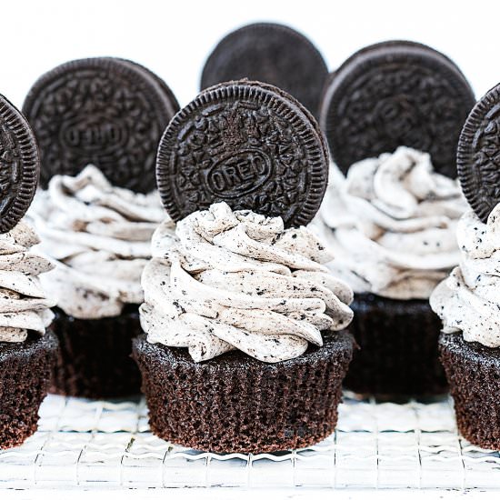 Oreo Cupcakes - Recipe photo by livelaughrowe