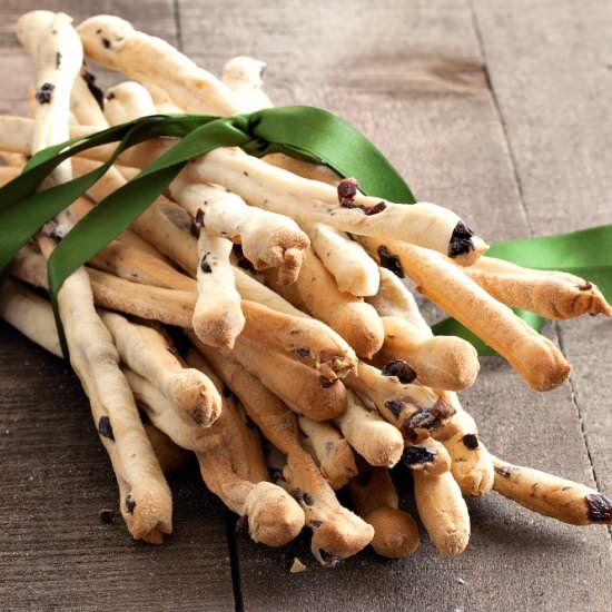 Olive Breadsticks - Recipe photo by manusmenu