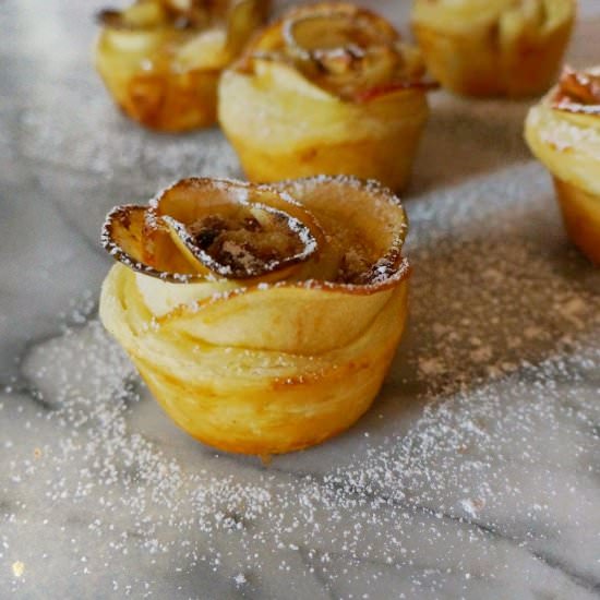 Apple Roses - Recipe photo by cocoinkitchen