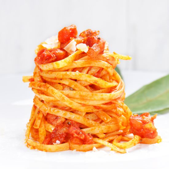 Pasta All'Amatriciana - Recipe photo by PANE PER I TUOI DENTI