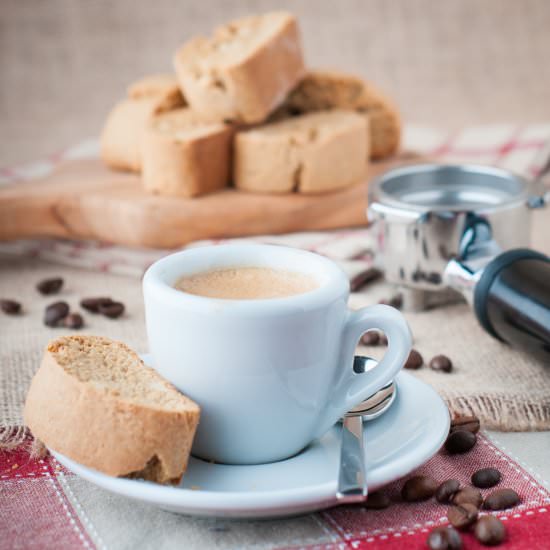 Almond Maple Cinnamon Biscotti - Recipe photo by photosandfood