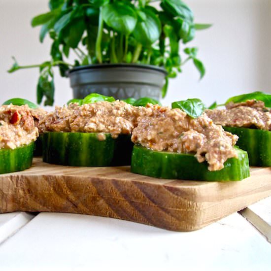 Raw Vegan Tomato Walnut Pate - Recipe photo by Vegan Chickpea