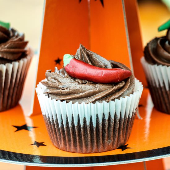 Trick or Treat Cupcakes - Recipe photo by 3KidsRecipes