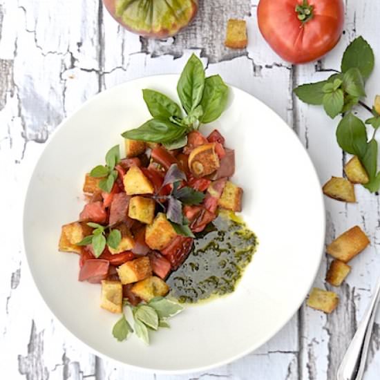 Panzanella with heirloom tomatoes - Recipe photo by oliveoilandlemons