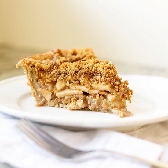 Apple Pear Pie - Recipe photo by Cupsandspoonfuls