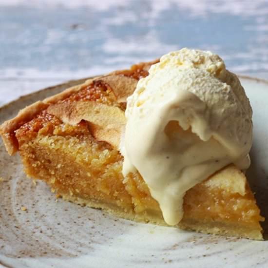 Sticky apple treacle tart - Recipe photo by Properfoodie