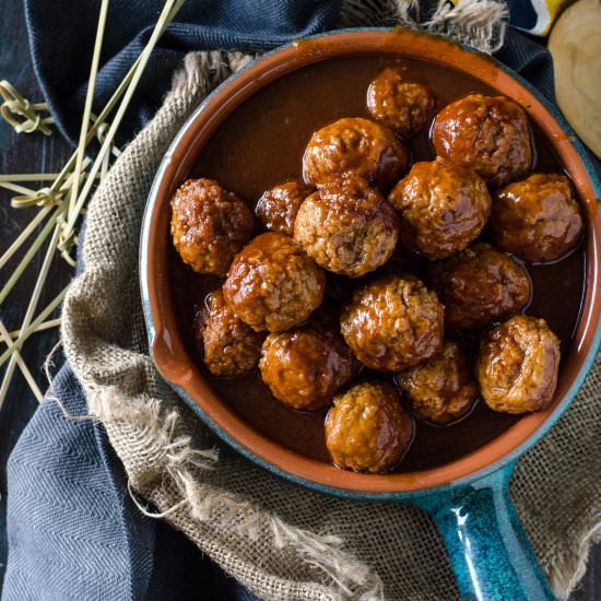 Dr Pepper Slow Cooker Meatballs - Recipe photo by gogogogourmet
