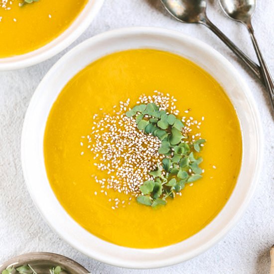 Roasted Kabocha Squash Soup - Recipe photo by foolproofliving.com