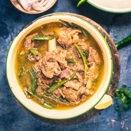 Mutton with Green Chillies - Recipe photo by Whiskaffair