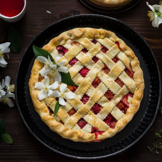 Strawberry and Peach Pie - Recipe photo by veselina zheleva