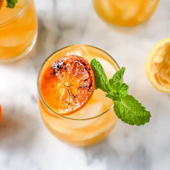 Clementine Lemonade - Recipe photo by yestoyolks