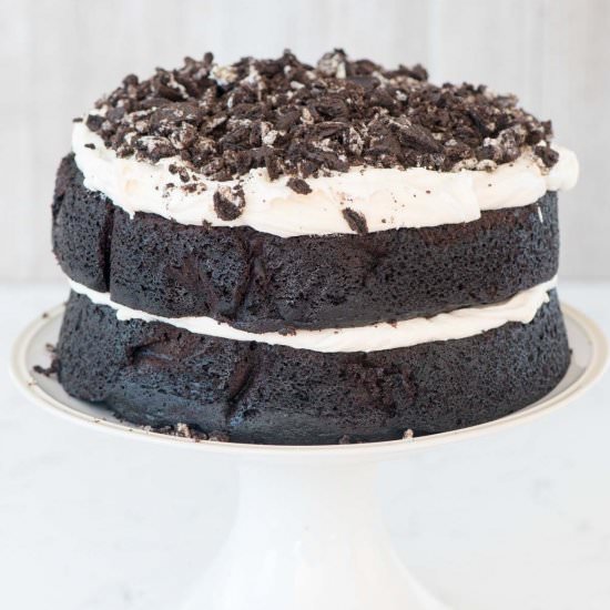 Cookies 'n Cream Oreo Cake - Recipe photo by crazyforcrust