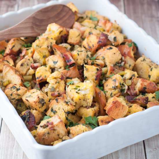 Thanksgiving Stuffing Herbs & Bacon - Recipe photo by photosandfood