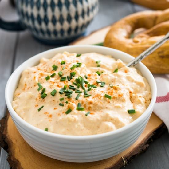 Bavarian Beer Cheese Spread - Recipe photo by platedcravings