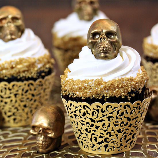 Caramel-Stuffed Chocolate Cupcakes - Recipe photo by ELaBau