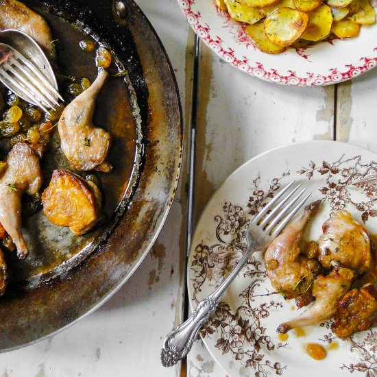 pan seared quail with raisins - Recipe photo by sabine@mamangerie