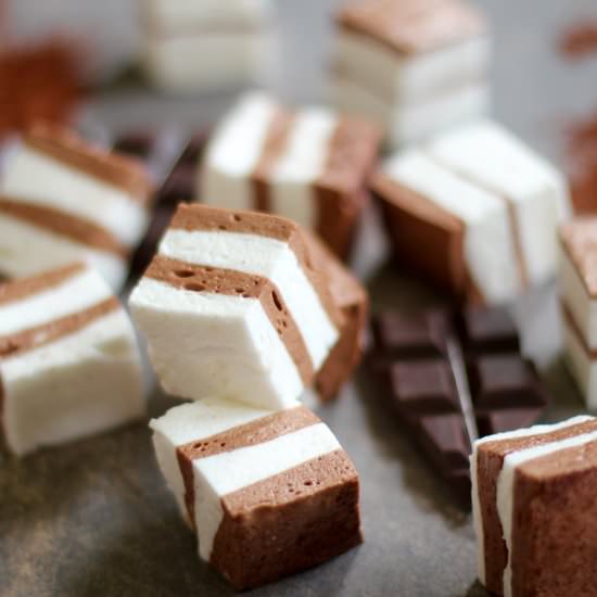 Vegan Aquafaba Marshmallows - Recipe photo by Plantified