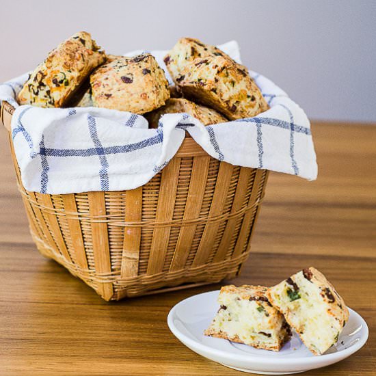 Bacon, Cheddar, and Spring Onion Scones - Recipe photo by thehathicooks