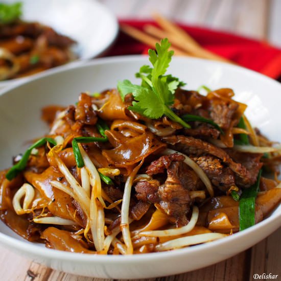 Dry Beef Hor Fun (干炒牛河) - Recipe photo by Delishar