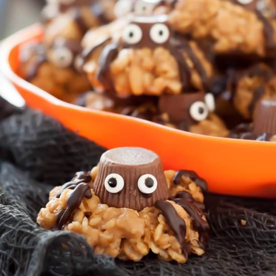 Gluten Free Halloween Spider Cookie - Recipe photo by MamaGourmand