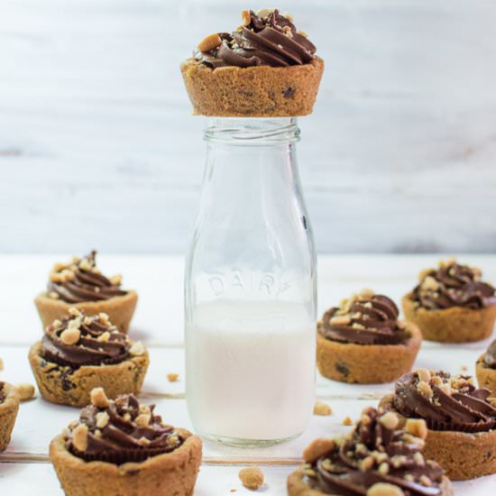 Chocolate Cheesecake Cookie Cups - Recipe photo by crumbkitchen
