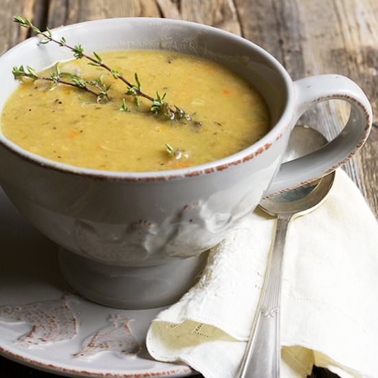 Quebec-style Split Pea Soup - Recipe photo by seasonsandsuppers