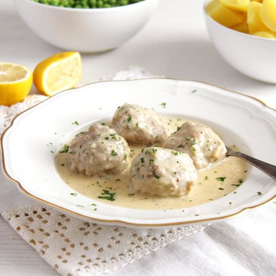 German Meatballs in Caper Sauce - Recipe photo by adinutza