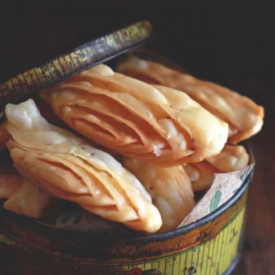 Nimki (Indian Savoury Crackers) - Recipe photo by Funfoodandfrolic